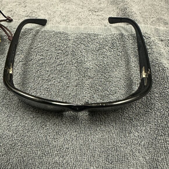 Maui Jim Wrap around glasses - Picture 3 of 4